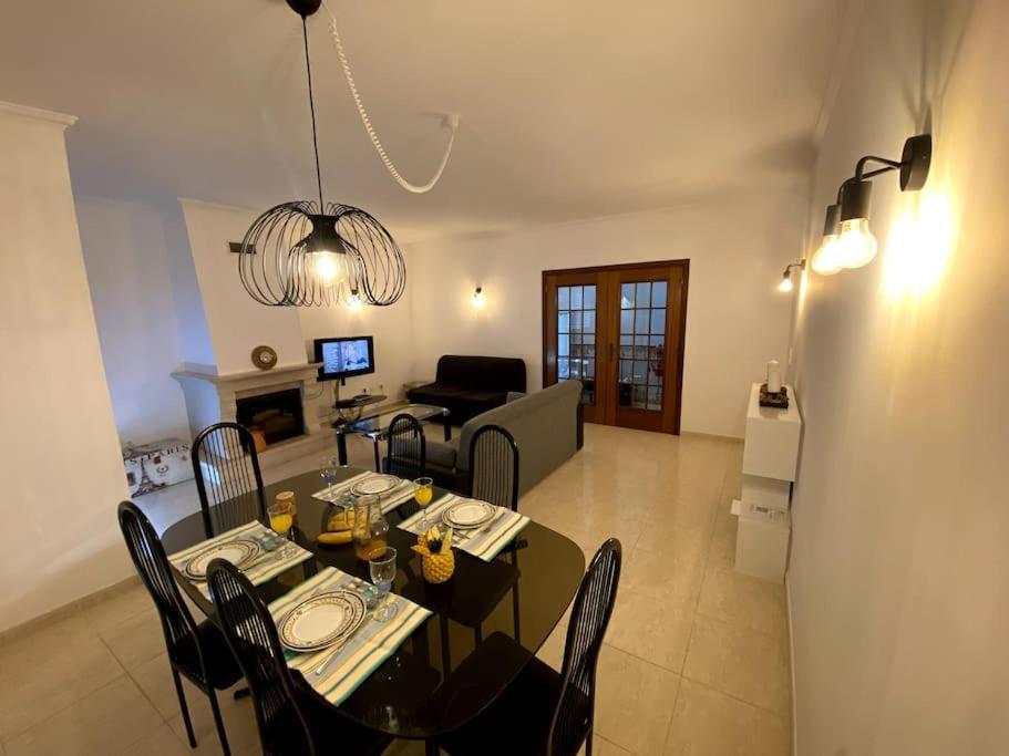 Apartamento Mimosas アルブフェイラ エクステリア 写真